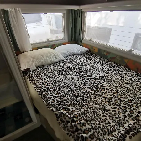 Caravan Near The Sea 5 *