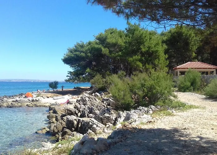 Campingplads Caravan Near The Sea 5 *